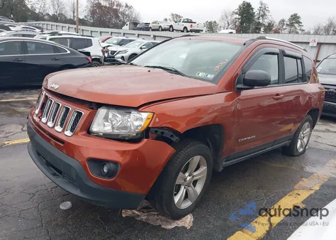 2012 Jeep Compass Latitude z USA, uszkodzony, nr VIN 1C4NJDEB4CD633053
